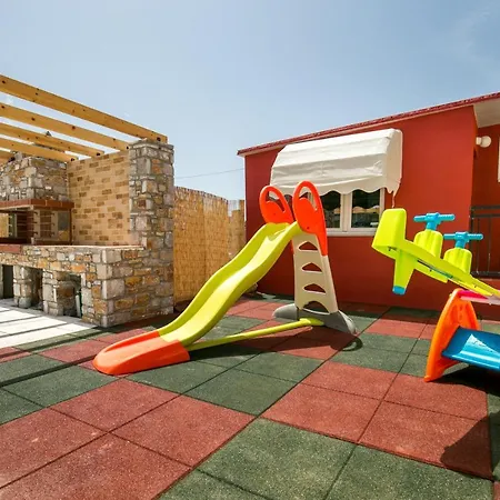 Elpis 2 Appartement *