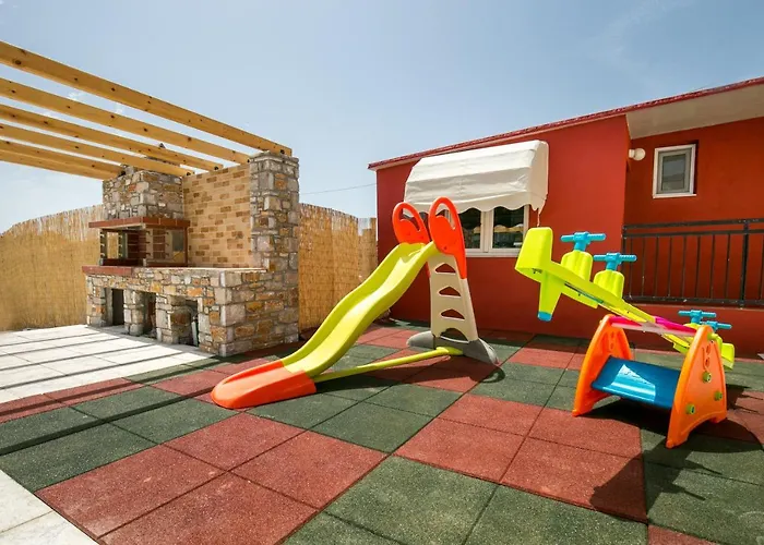 Elpis 2 Apartmán *