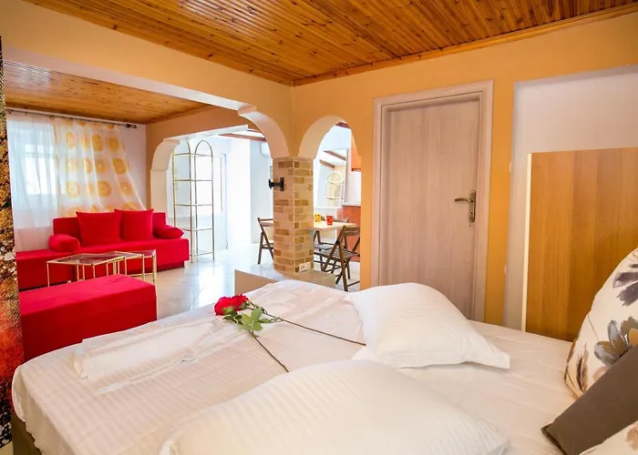 Elpis 2 Apartmán